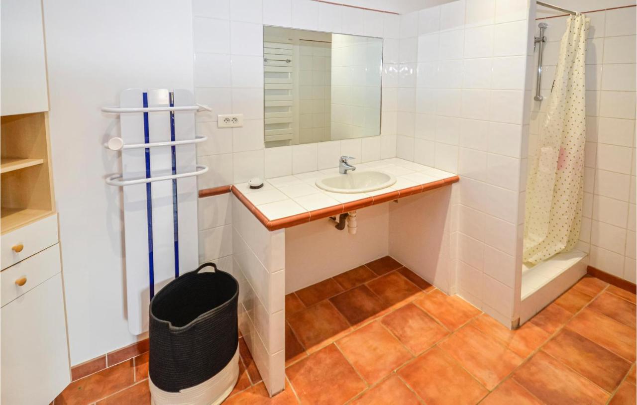 3 Bedroom Awesome Home In Chateuneuf De Gadagne Châteauneuf-de-Gadagne Esterno foto